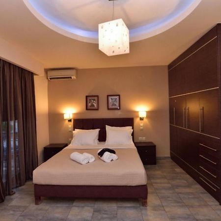 Gonis Suites Paleochora Buitenkant foto