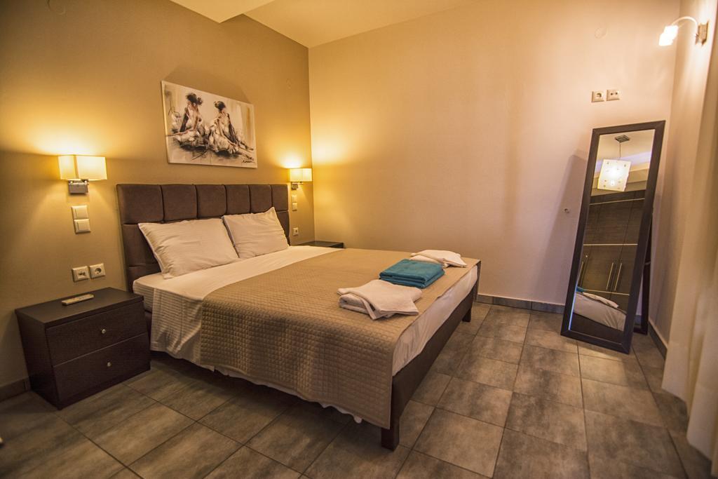 Gonis Suites Paleochora Buitenkant foto
