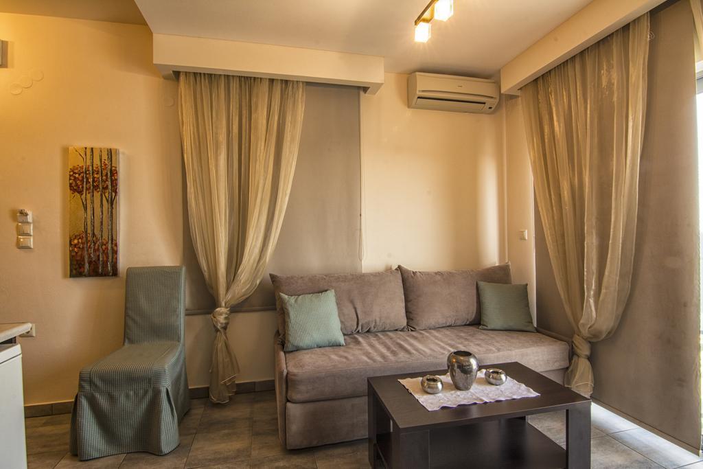 Gonis Suites Paleochora Buitenkant foto